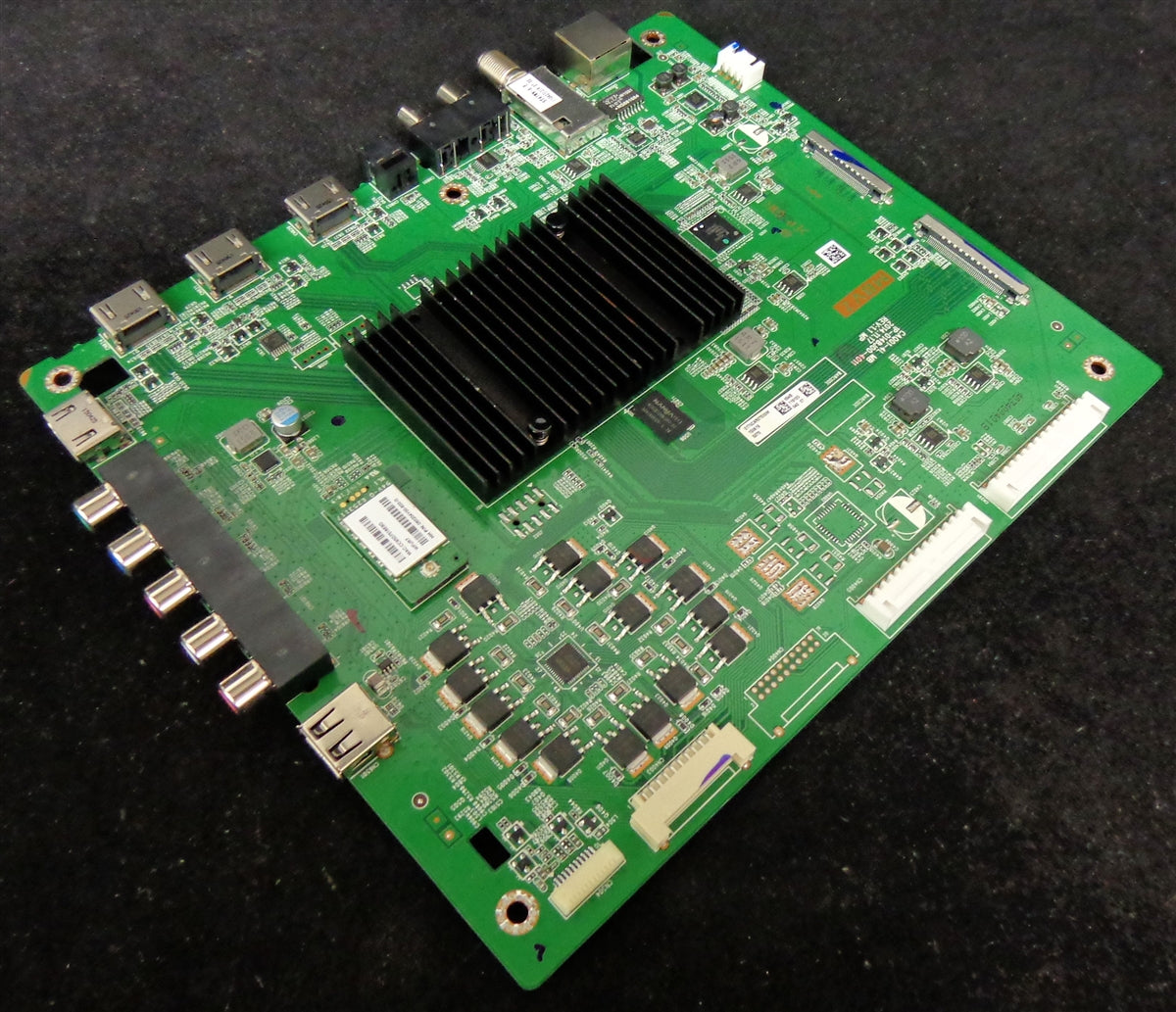 Y8386654S Vizio Main Board, 1P-014BJ00-4011, CAQ01-4L MB, 0170CAR07E00M, E70-C3